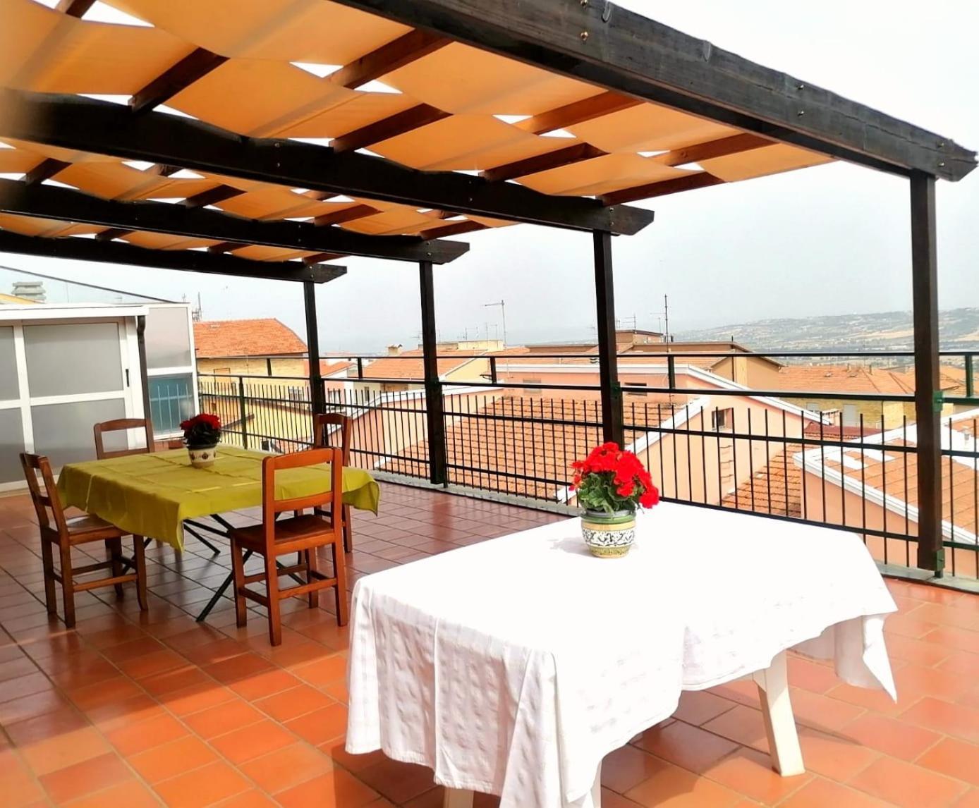 La Casa Di Athena Apartment Recanati Ngoại thất bức ảnh